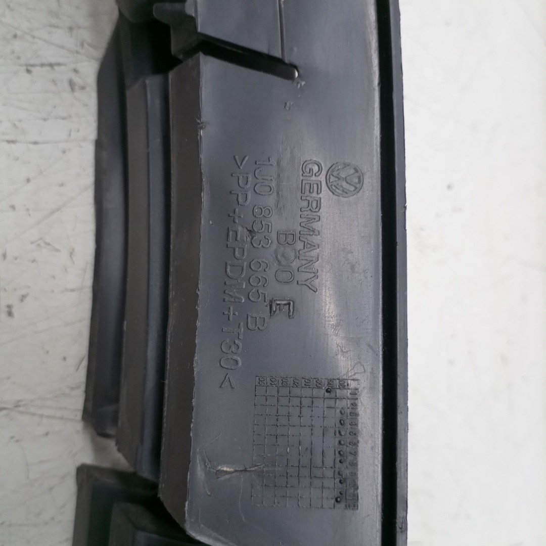 Grelha de para-choques VOLKSWAGEN GOLF IV (1J1) | 97 - 07 Imagem-7