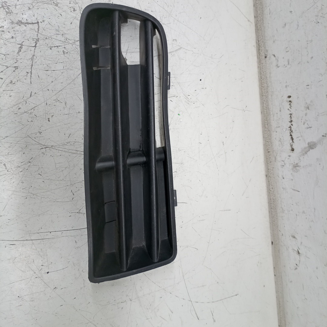 Grelha de para-choques VOLKSWAGEN GOLF IV (1J1) | 97 - 07 Imagem-8
