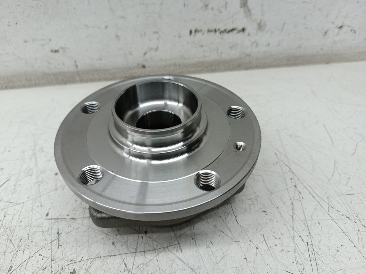 Kit de rolamento da roda VOLKSWAGEN TIGUAN (5N_) | 07 - 18