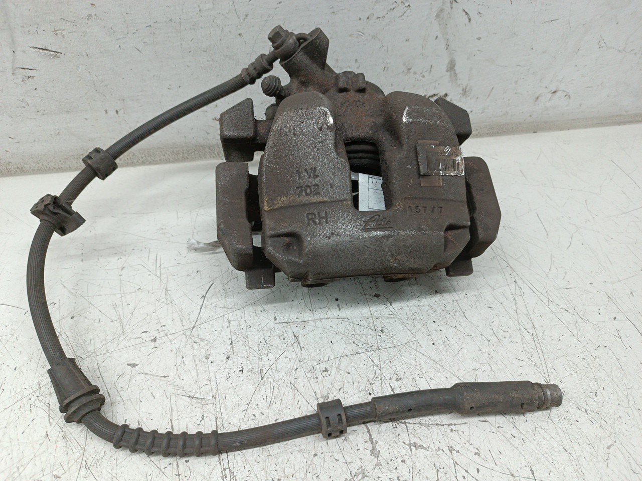 Maxila de travão esquerda RENAULT CAPTUR I (J5_, H5_) | 13 -  Imagem-2