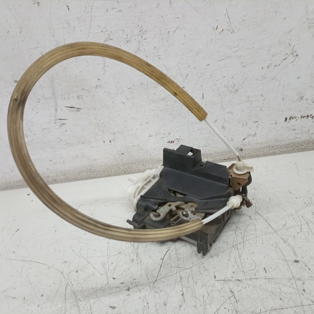 Fecho da Porta Frente Direito AUDI A4 (8D2, B5) | 94 - 01 Imagem-4