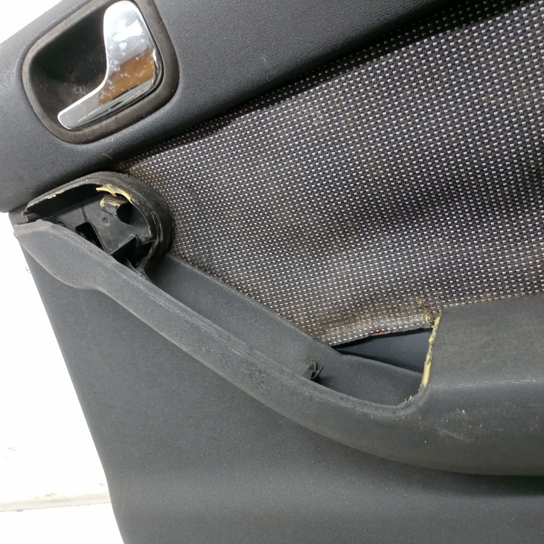 Quartela de porta trás direita AUDI A3 (8L1) | 96 - 06 Imagem-8