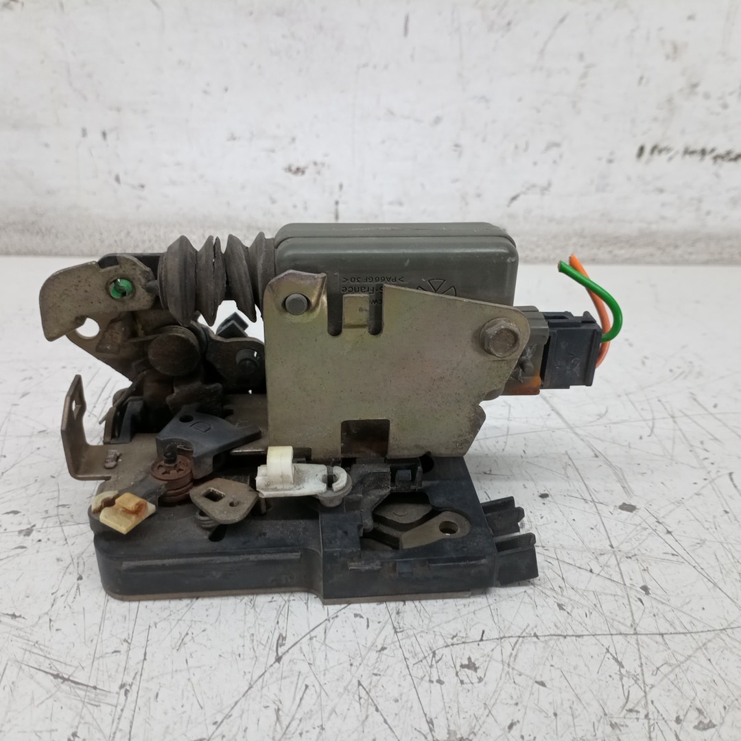 Fecho da Porta Frente Direito RENAULT 19 II (B/C53_) | 91 - 01