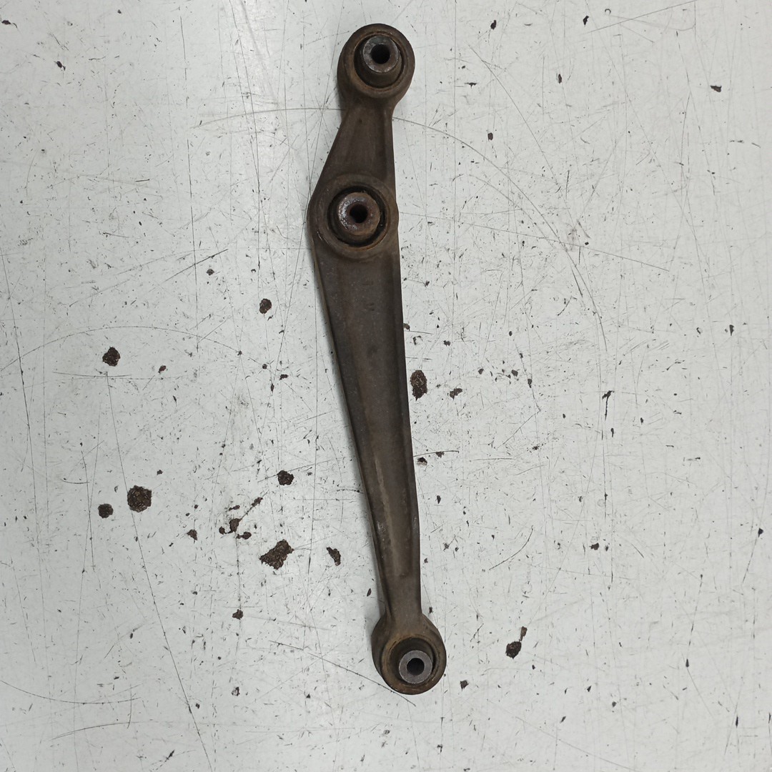 Braço de Suspensão traseiro direito HONDA CIVIC V três volumes (EG, EH) | 91 - 96 Imagem-1