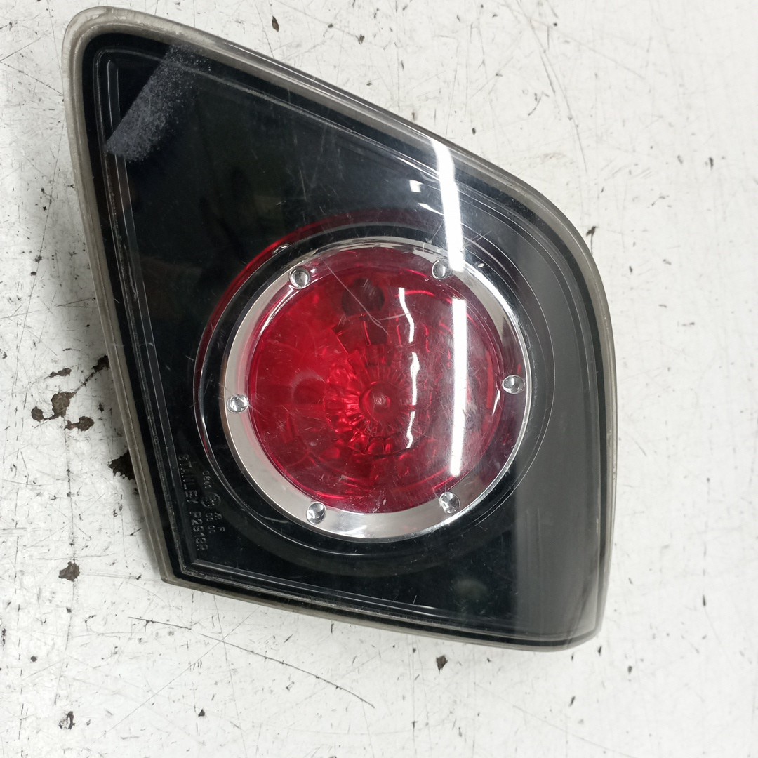 Farolim da Mala Direito MAZDA 3 (BK) | 03 - 09