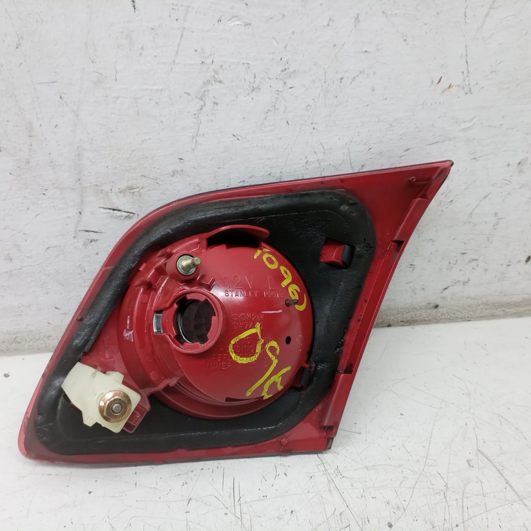 Farolim da Mala MAZDA 3 (BK) | 03 - 09 Imagem-1