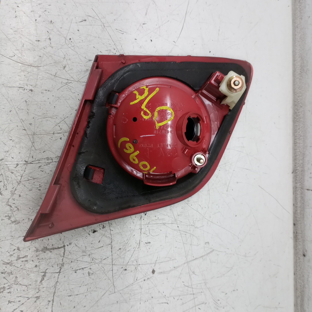 Farolim da Mala MAZDA 3 (BK) | 03 - 09 Imagem-2