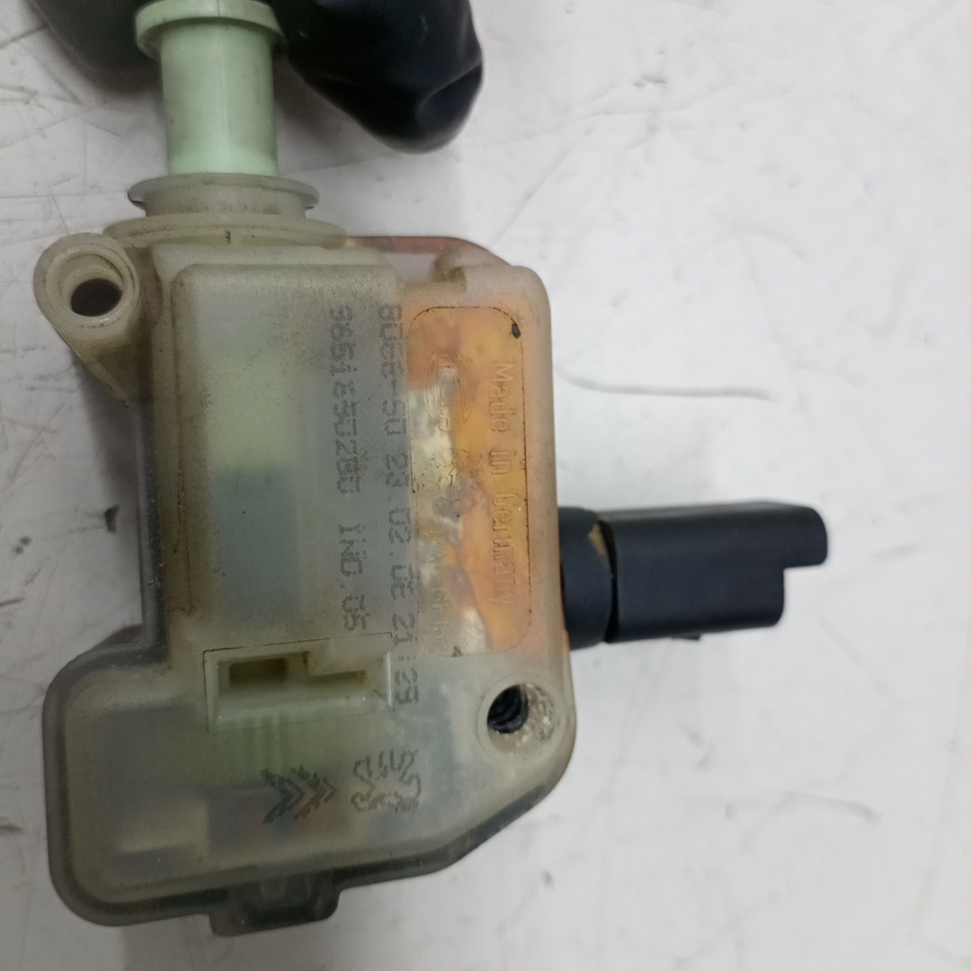 Fecho de deposito de combustível PEUGEOT 407 Coupé (6C_) | 05 -  Imagem-2