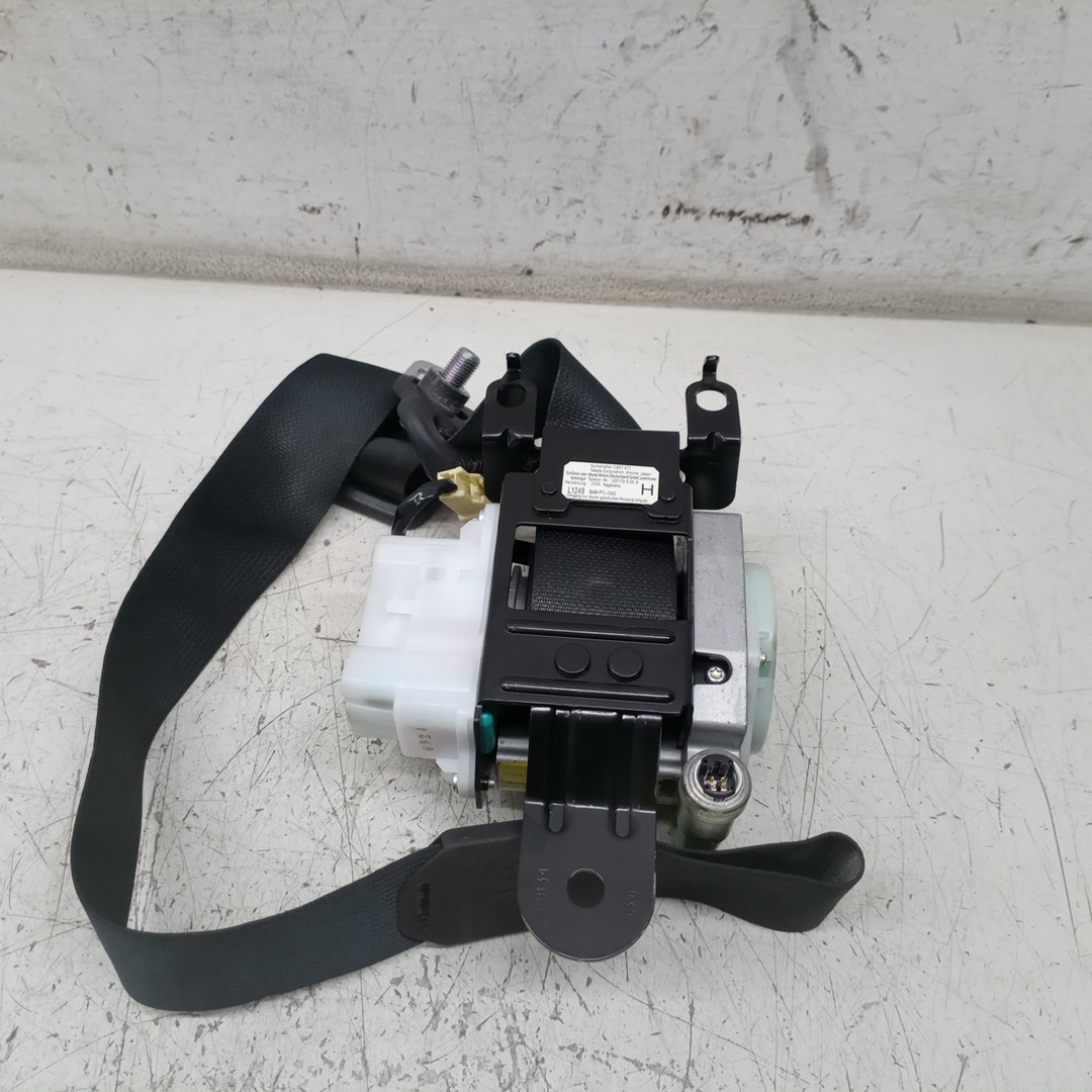 Cinto Traseiro Direito MAZDA RX-8 (SE, FE) | 03 - 12