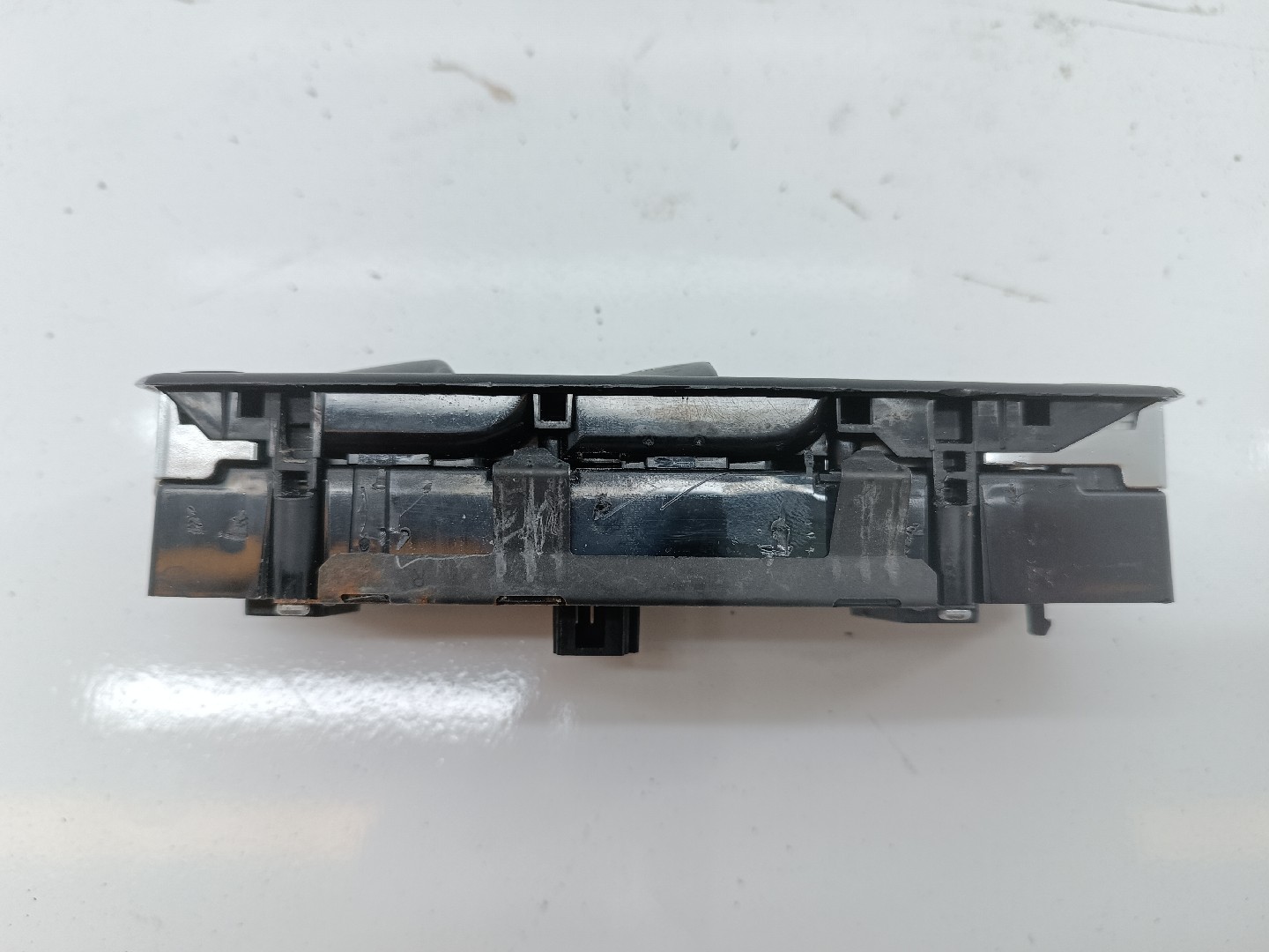 Comutador de vidro frente esquerdo MERCEDES-BENZ CLA Shooting Brake (X117) | 15 - 19 Imagem-1