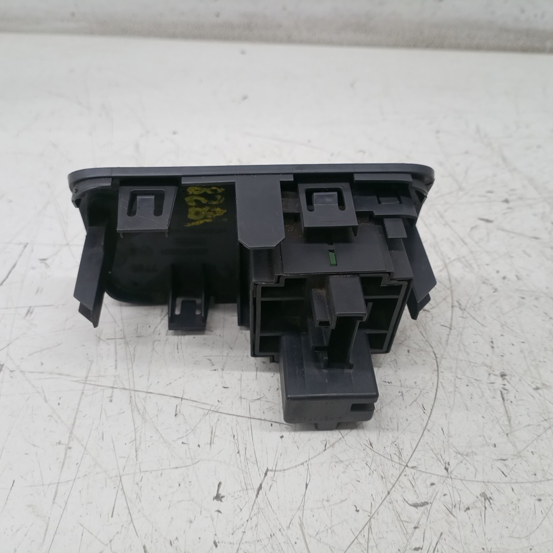 Regulador de luzes RENAULT MEGANE II (BM0/1_, CM0/1_) | 01 - 12 Imagem-1