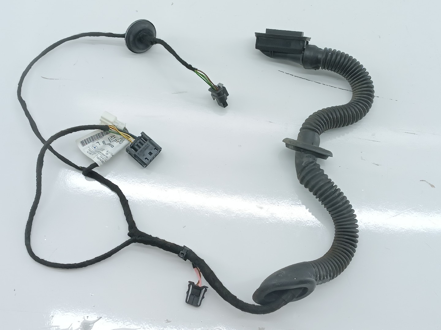 Instalação Elétrica de Porta Traseira MERCEDES-BENZ CLA Shooting Brake (X117) | 15 - 19 Imagem-2