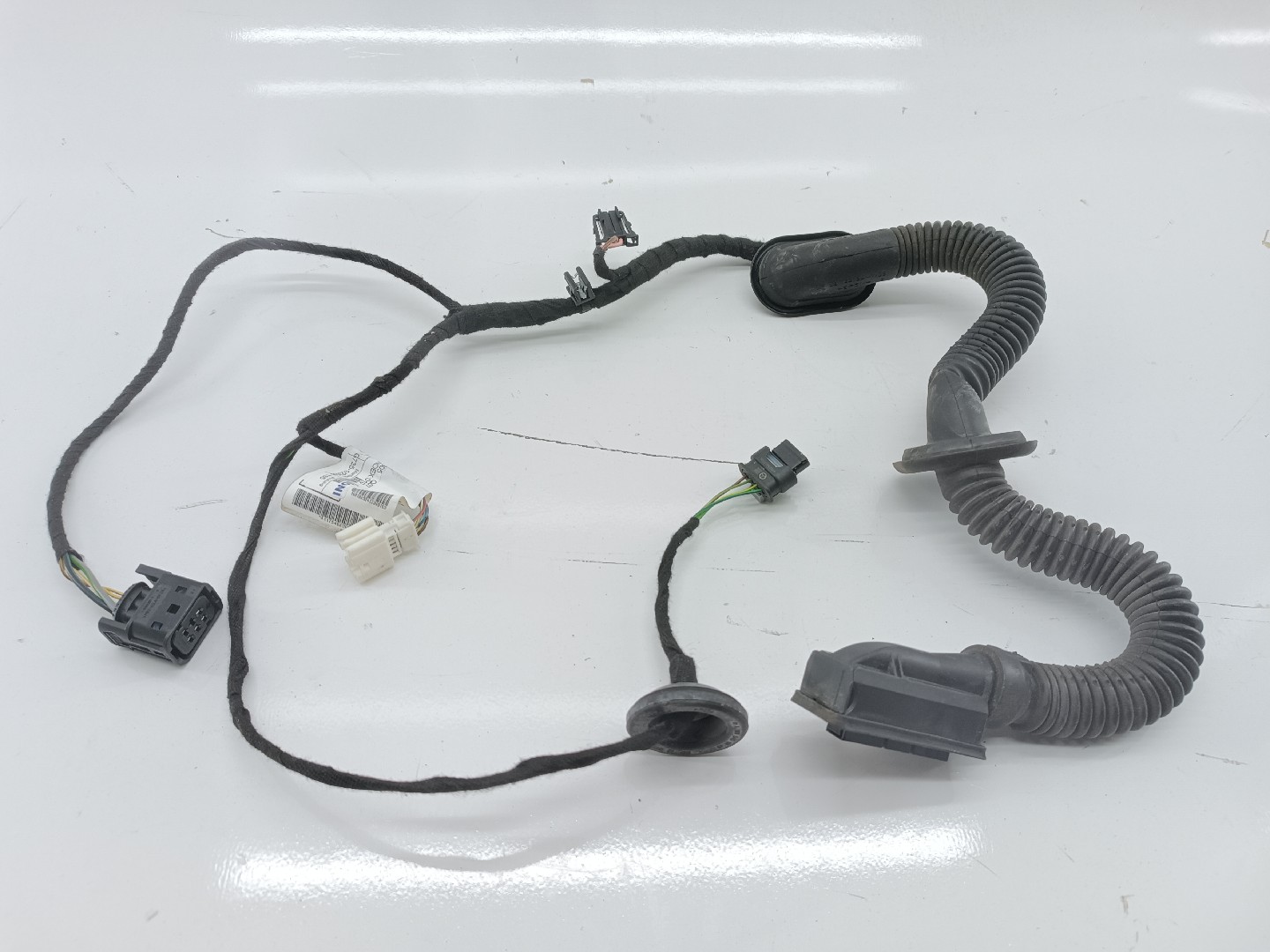 Instalação Elétrica de Porta Traseira MERCEDES-BENZ CLA Shooting Brake (X117) | 15 - 19 Imagem-4