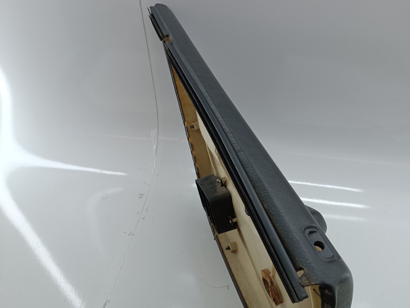 Quartela de porta trás direita HONDA CIVIC VI Fastback (MA, MB) | 94 - 01 Imagem-3