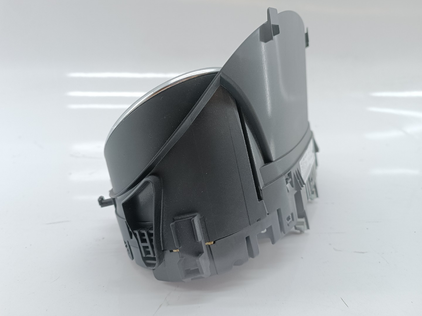 Quadrante MERCEDES-BENZ CLA Shooting Brake (X117) | 15 - 19 Imagem-2