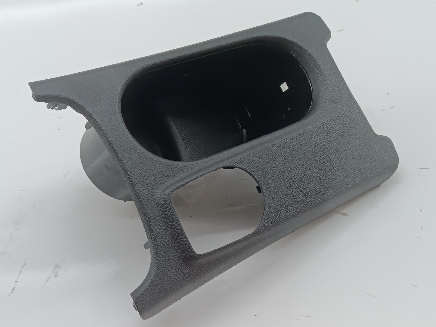 Porta copos MERCEDES-BENZ CLA Shooting Brake (X117) | 15 - 19 Imagem-1
