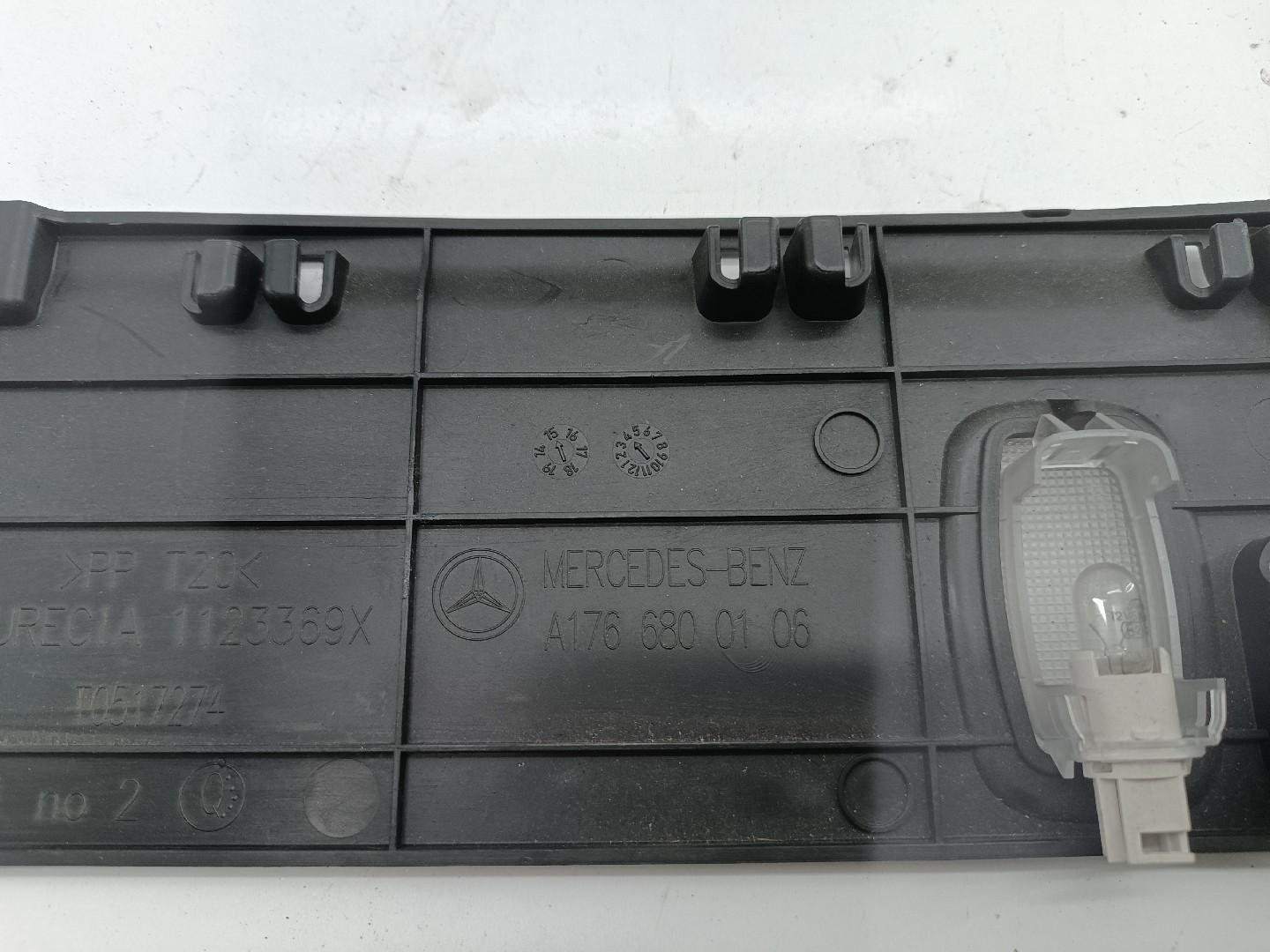 Acabamento Interior MERCEDES-BENZ CLA Shooting Brake (X117) | 15 - 19