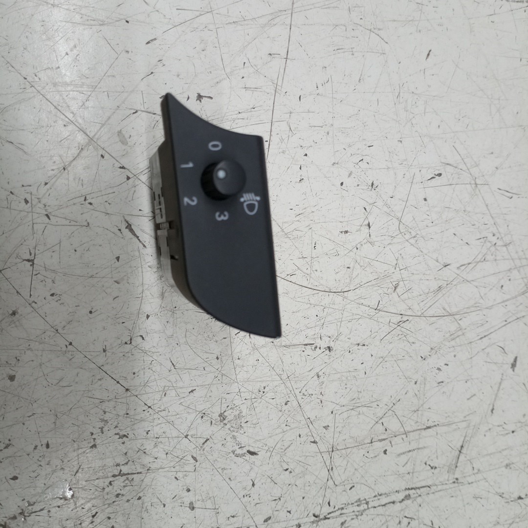Regulador de luzes SEAT EXEO ST (3R5) | 09 - 13 Imagem-4