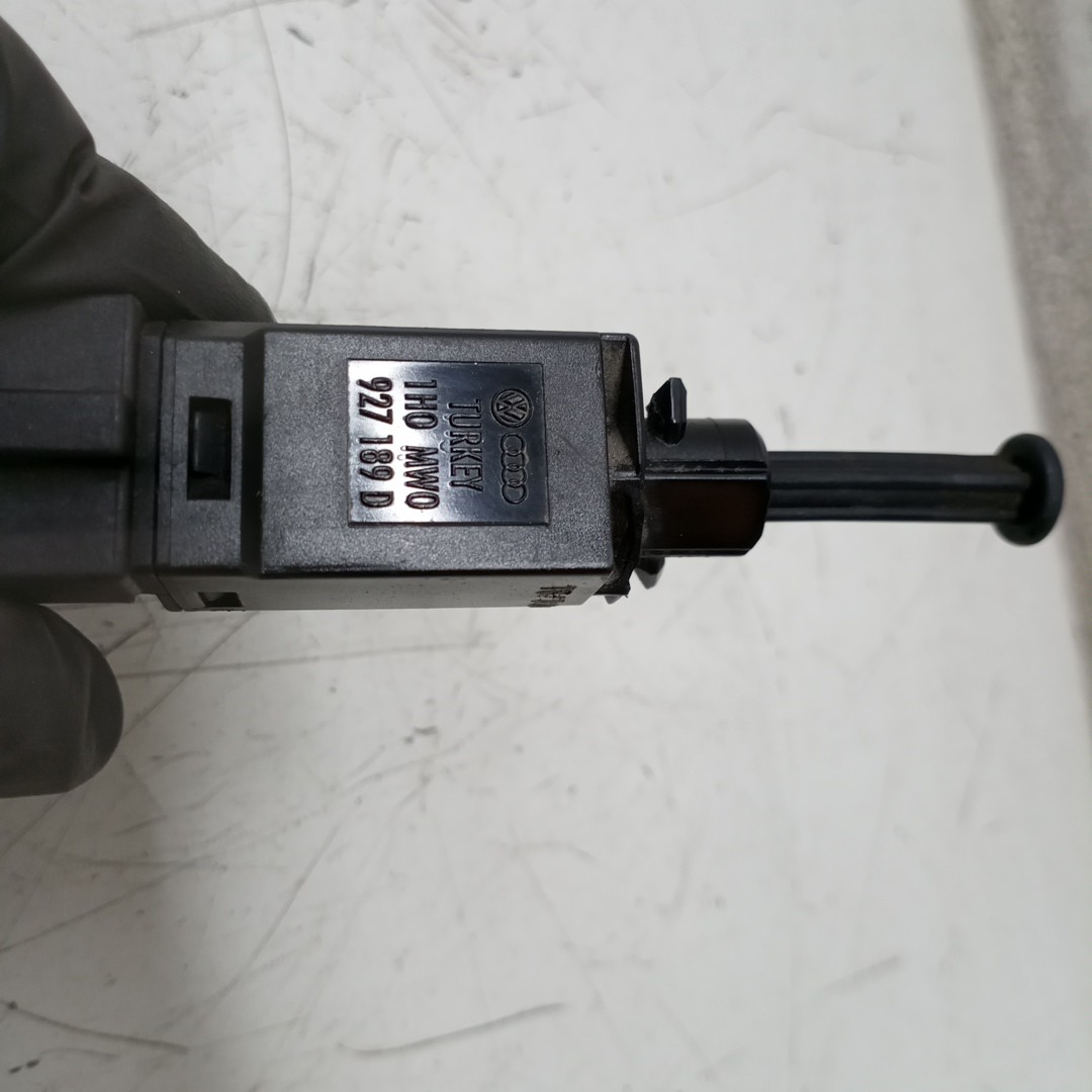 Sensor do pedal de travão VOLKSWAGEN GOLF IV (1J1) | 97 - 07 Imagem-1