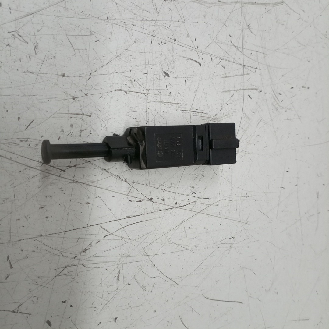 Sensor do pedal de travão VOLKSWAGEN GOLF IV (1J1) | 97 - 07 Imagem-4