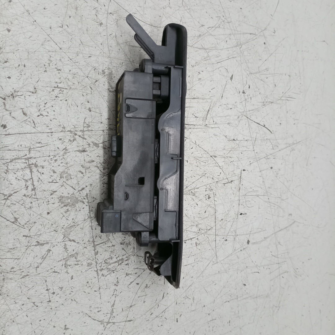 Comutador de vidro frente esquerdo NISSAN PRIMERA (P11) | 96 - 01 Imagem-1