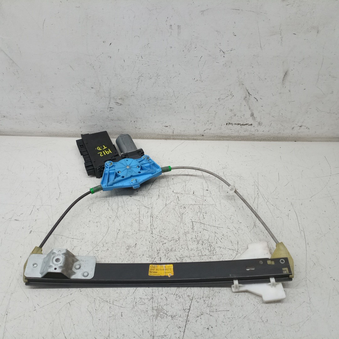 Motor e elevador de vidro trás direito SEAT EXEO ST (3R5) | 09 - 13