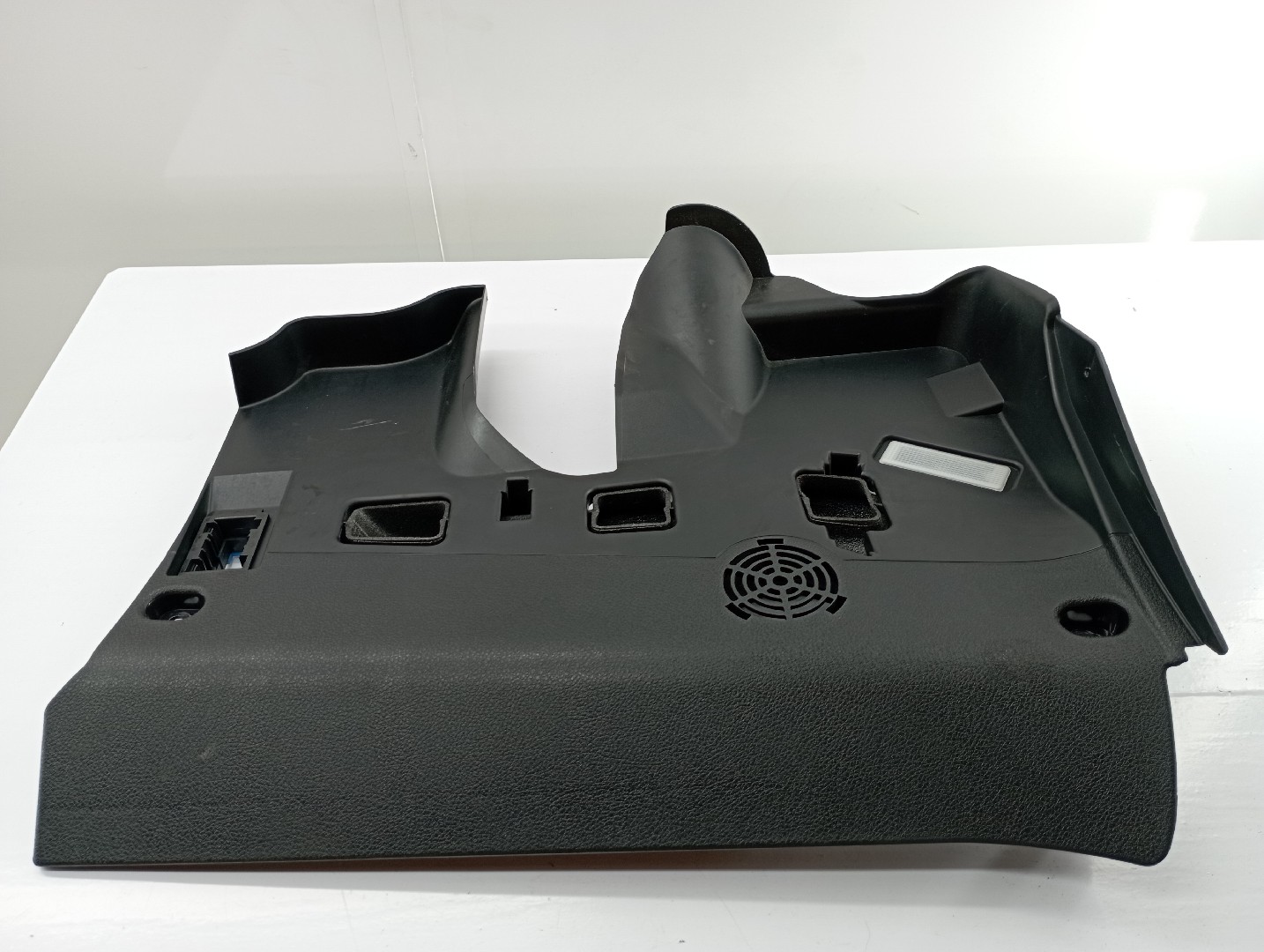 Painel inferior de volante BMW 5 (F10) | 09 - 16 Imagem-1