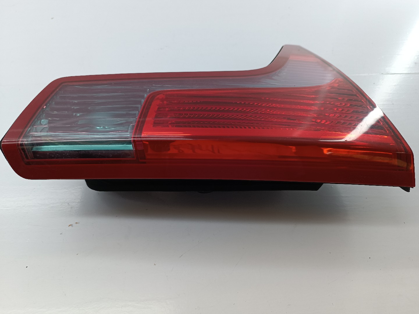 Farolim da Mala Esquerdo CITROEN C5 II (RC_) | 04 -  Imagem-5