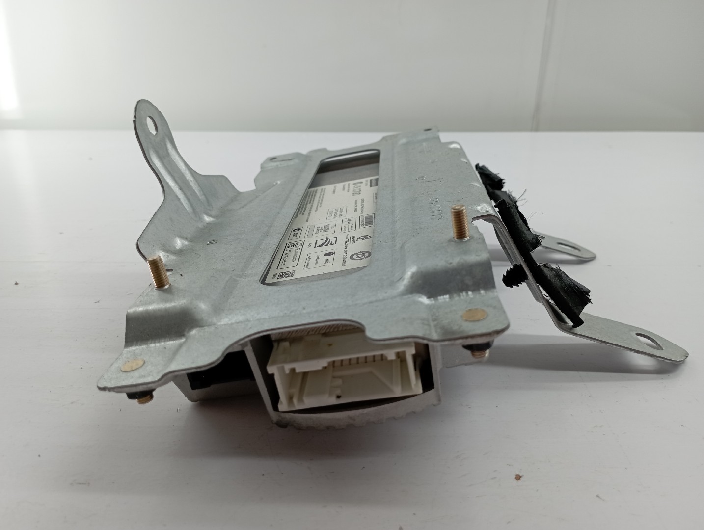 Amplificador de som BMW 5 (F10) | 09 - 16 Imagem-3
