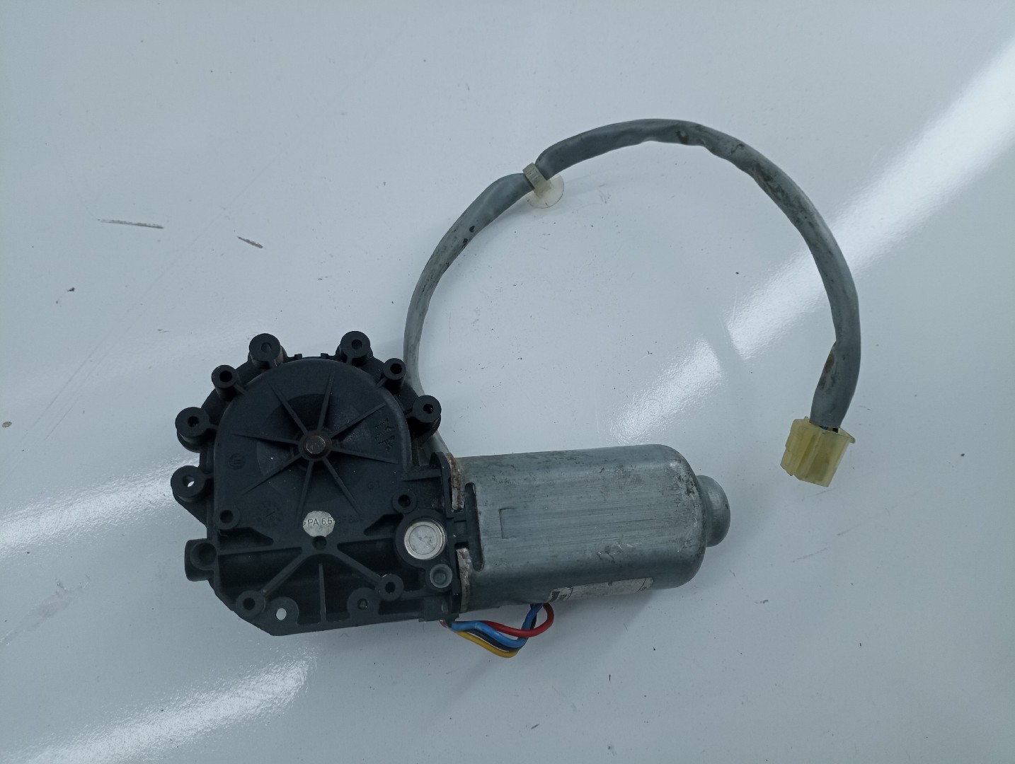 Motor de vidro frente esquerdo HONDA CIVIC VI Fastback (MA, MB) | 94 - 01 Imagem-4