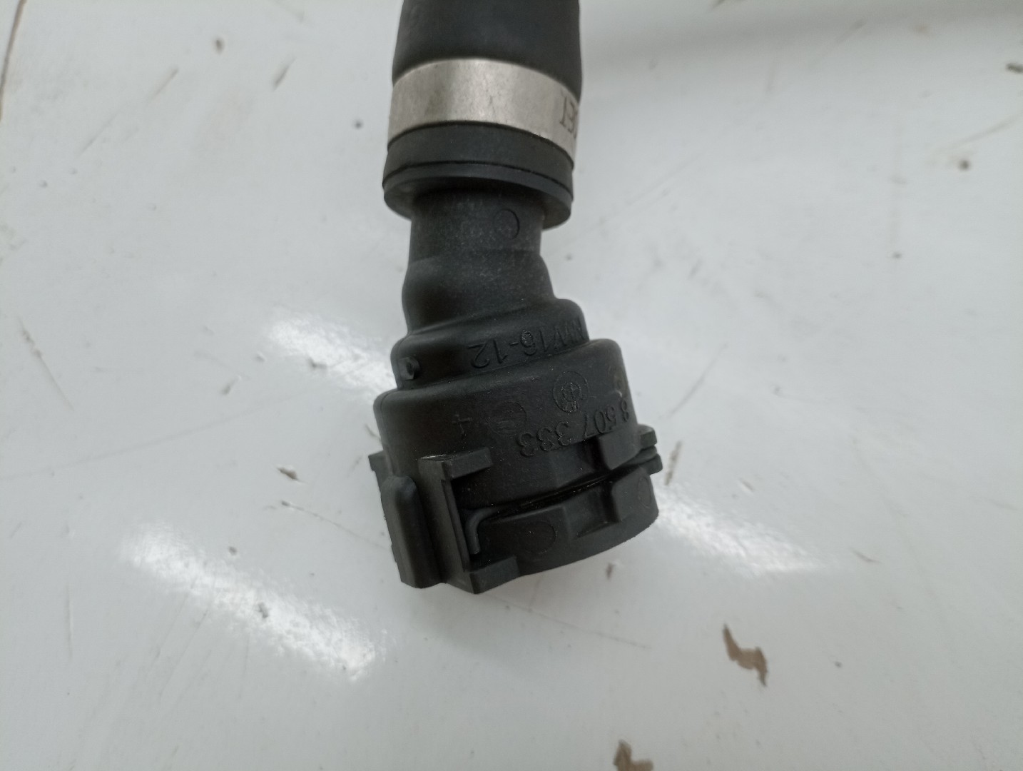 Tubo de Água BMW 5 (F10) | 09 - 16 Imagem-2