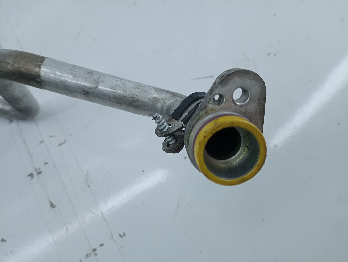 Tubo de Ar Condicionado BMW 5 (F10) | 09 - 16 Imagem-2