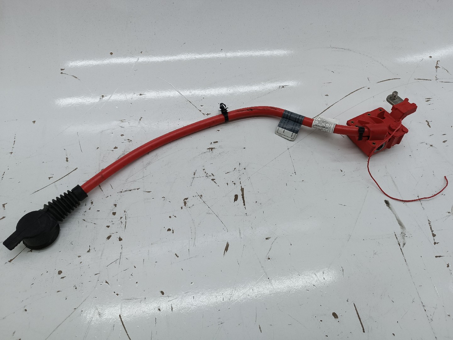 Cabo de bateria positivo BMW 5 (F10) | 09 - 16
