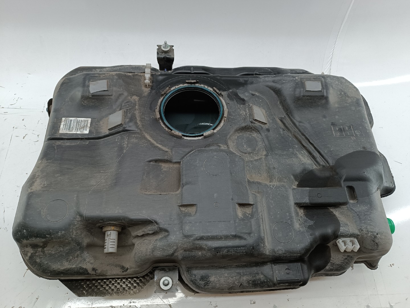 Depósito de Combustível MERCEDES-BENZ CLA Shooting Brake (X117) | 15 - 19 Imagem-6