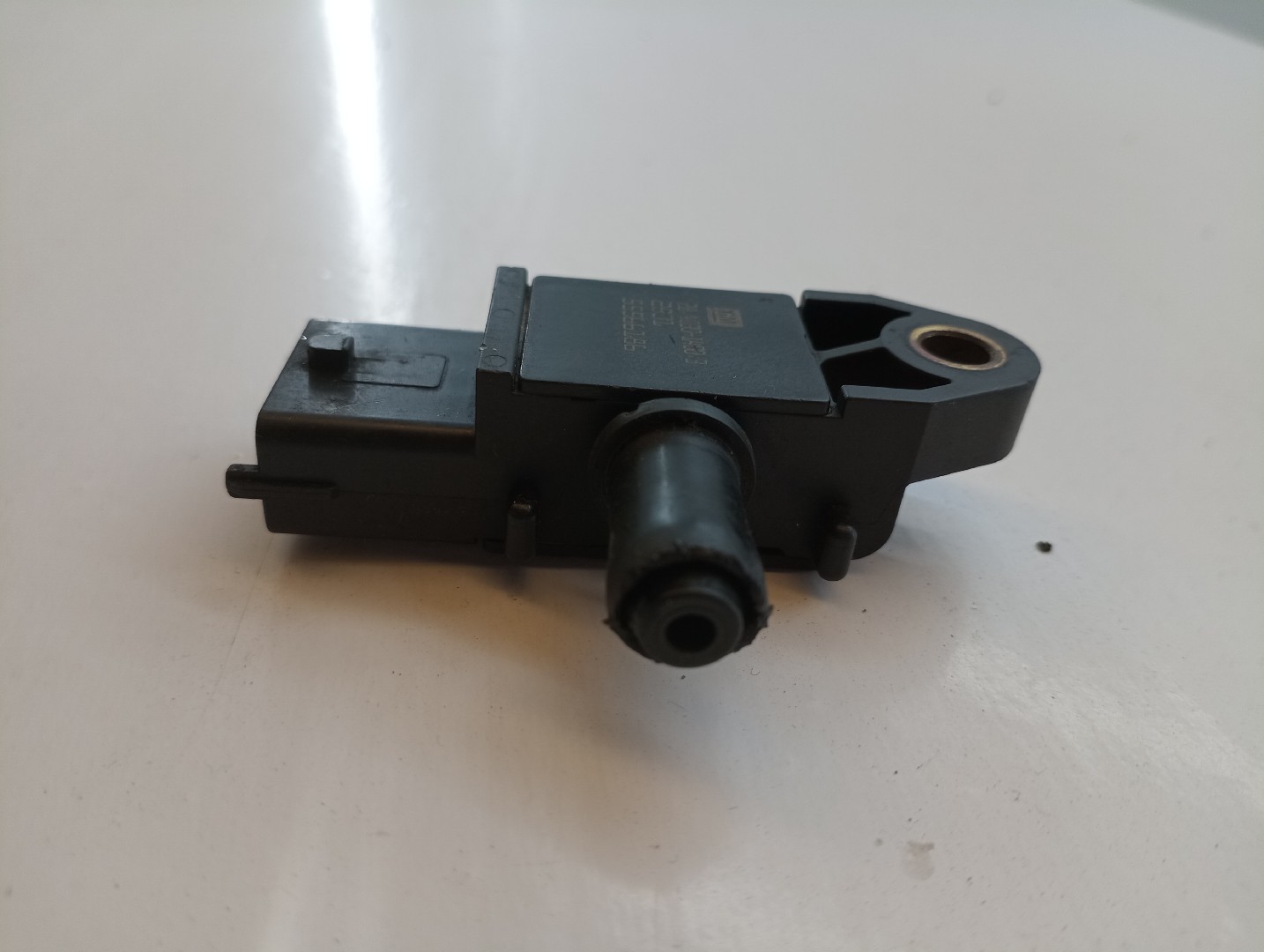 Sensor de pressão de gases de escape OPEL ASTRA J (P10) | 09 - 15 Imagem-4