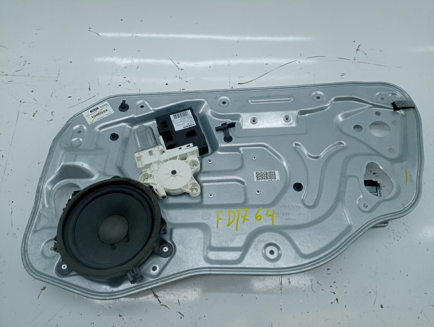Mecanismo do vidro  frente direito VOLVO V50 (545) | 03 - 12