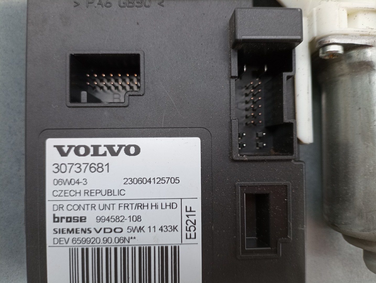 Mecanismo do vidro  frente direito VOLVO V50 (545) | 03 - 12 Imagem-5
