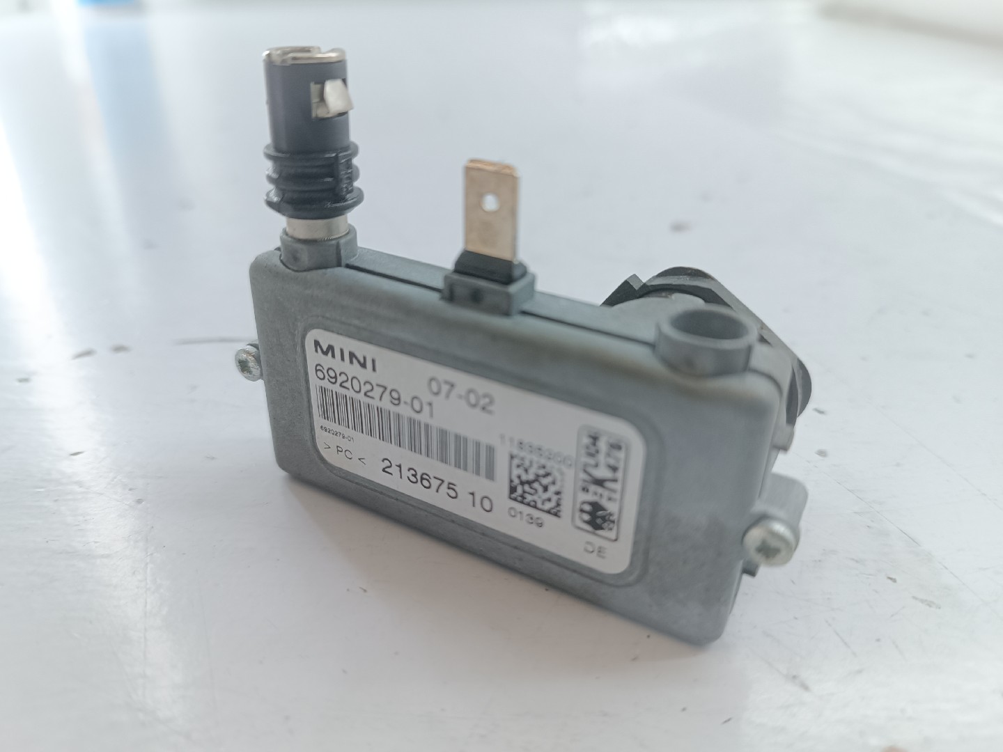 Amplificador de antena MINI MINI (R50, R53) | 01 - 06 Imagem-3