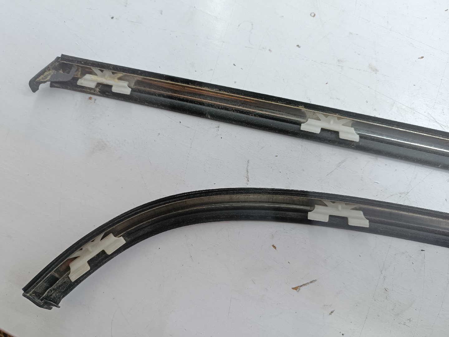 Friso do Tejadilho MINI MINI (R50, R53) | 01 - 06 Imagem-3