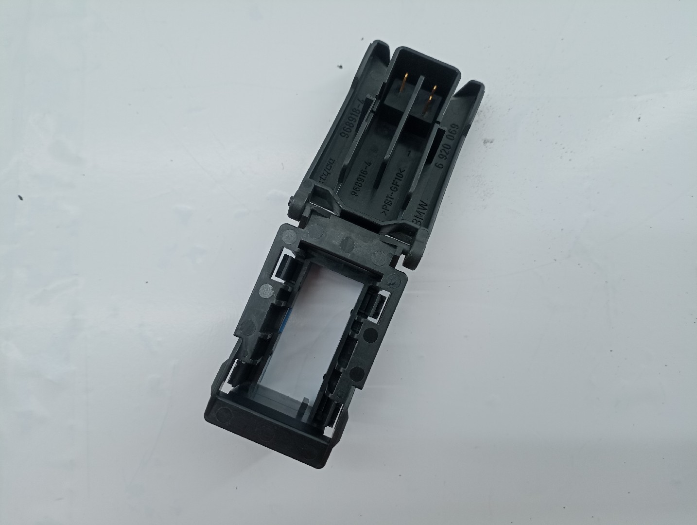 Conector elétrico MINI MINI (R50, R53) | 01 - 06 Imagem-1