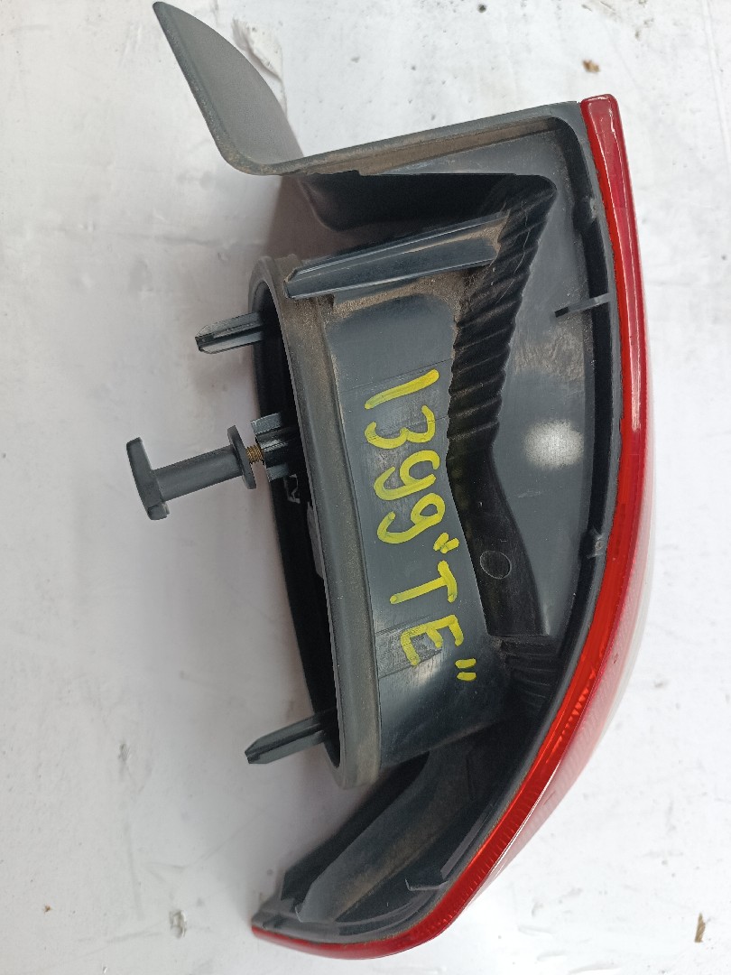 Farolim Stop Esquerdo RENAULT LAGUNA II (BG0/1_) | 01 - 07