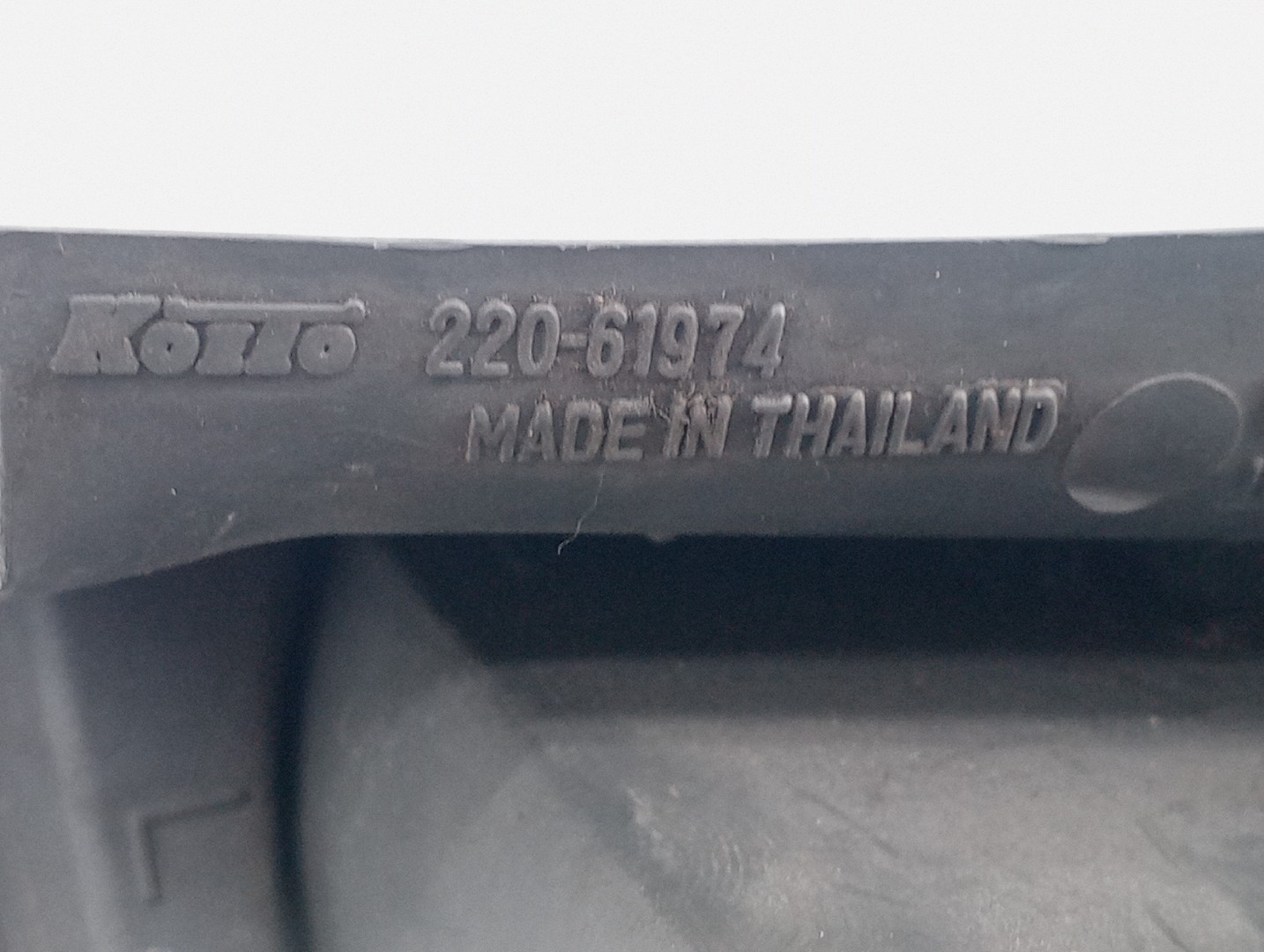 Farolim Stop Esquerdo MAZDA 6 três volumes (GG) | 02 - 08 Imagem-3