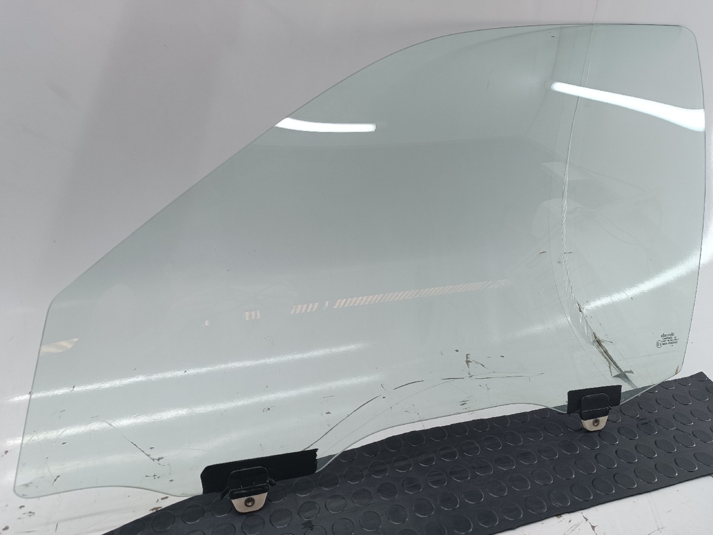 Vidro de Porta Frente Esquerdo HONDA CIVIC VI Fastback (MA, MB) | 94 - 01 Imagem-4