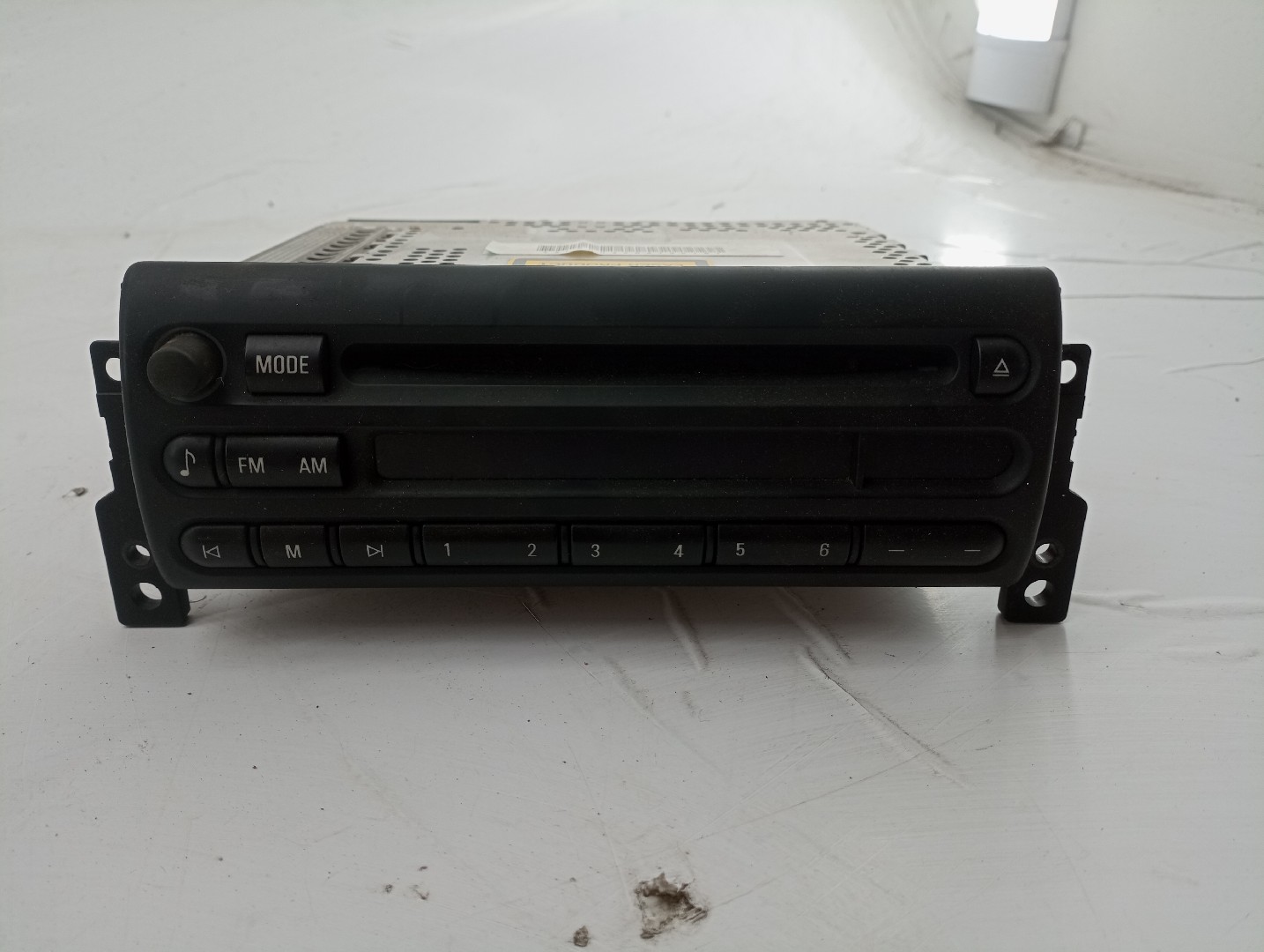 Rádio MINI MINI (R50, R53) | 01 - 06 Imagem-1