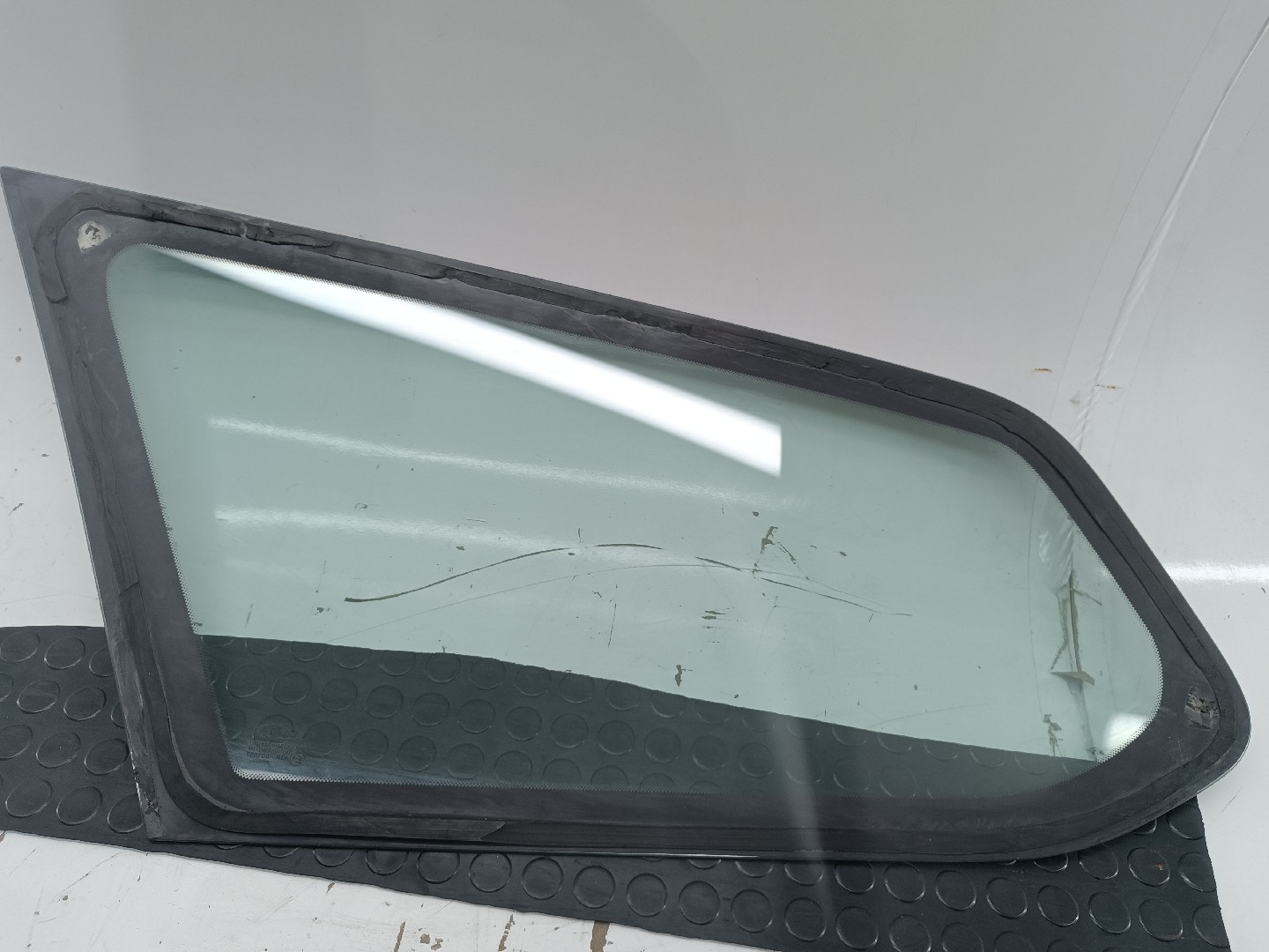 Vidro Traseiro Direito FORD FOCUS II Turnier (DA_, FFS, DS) | 04 - 12 Imagem-2