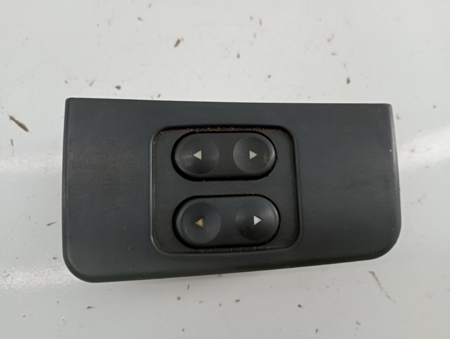 Comutador de vidro frente esquerdo FIAT PUNTO (176_) | 93 - 99 Imagem-4