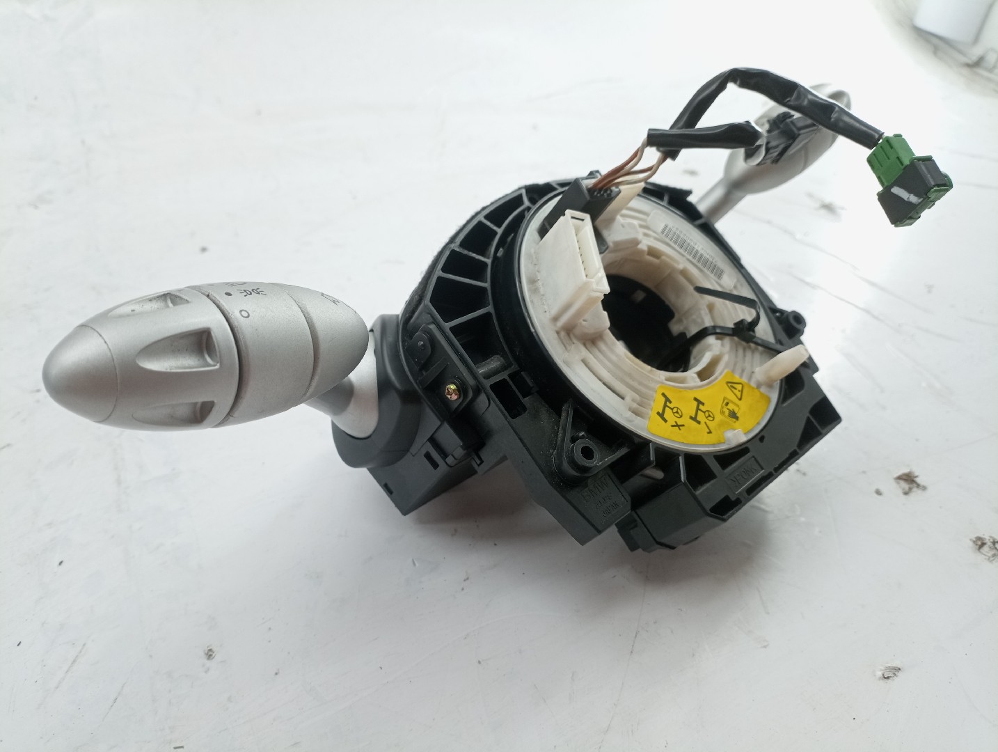 Comutador de Luzes /Piscas /Limpa Para-Brisas MINI MINI (R50, R53) | 01 - 06