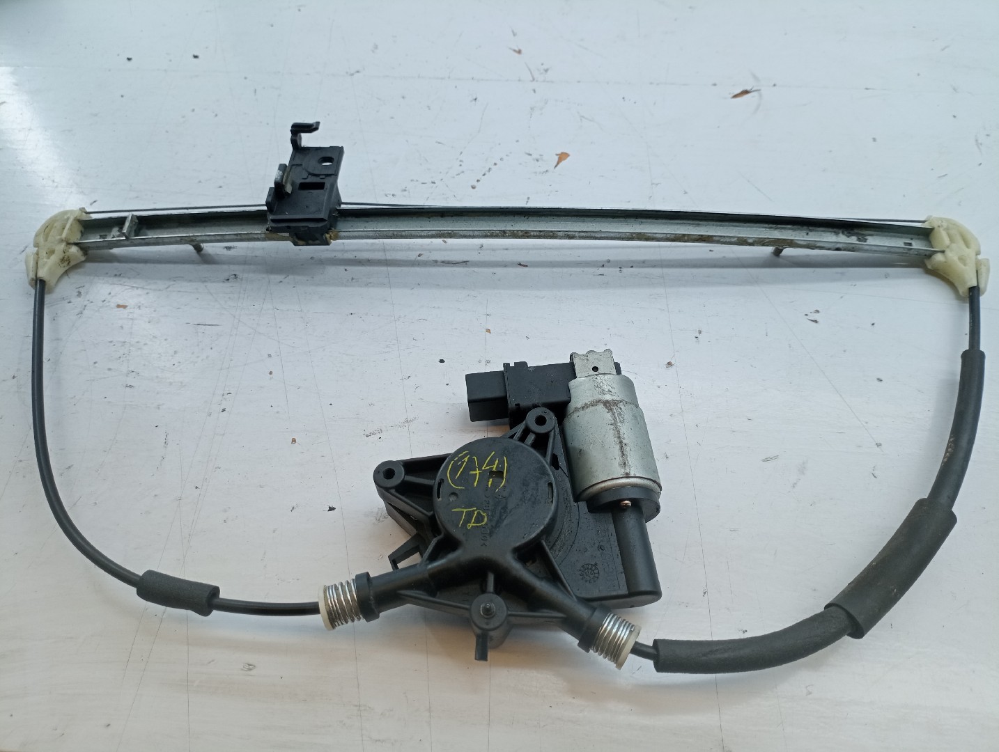 Elevador Trás Direito Elétrico MAZDA 5 (CR19) | 05 - 10 Imagem-1