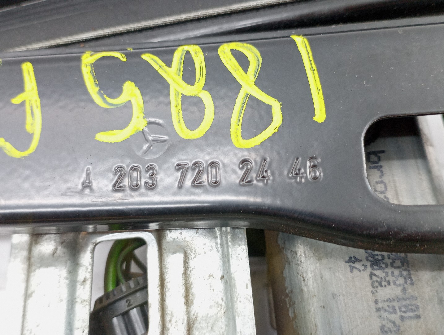 Motor e elevador de vidro frente direito MERCEDES-BENZ C-CLASS T-Model (S203) | 01 - 07 Imagem-1