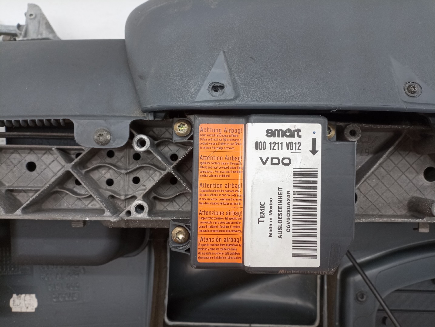 Tablero de instrumentos SMART FORTWO Coupé (450) | 04 - 07 Imagem-3